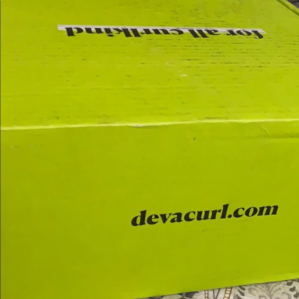 Deva Curl - Picture 2 of 3